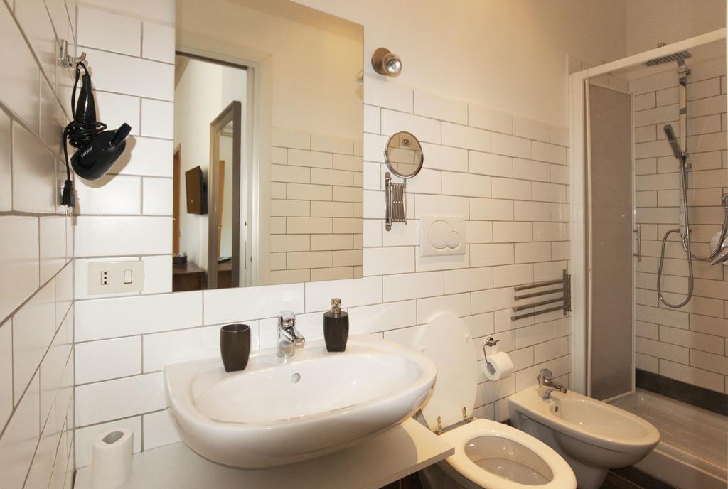 Le Suites Di Tevere Home Rome Room photo